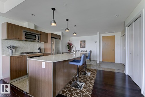 405 2510 109 Street Nw, Edmonton, AB - Indoor Photo Showing Kitchen With Upgraded Kitchen