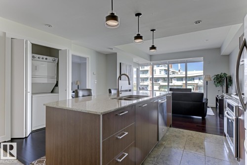 405 2510 109 Street Nw, Edmonton, AB - Indoor Photo Showing Kitchen With Stainless Steel Kitchen With Double Sink With Upgraded Kitchen