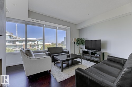 405 2510 109 Street Nw, Edmonton, AB - Indoor Photo Showing Living Room