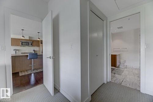 405 2510 109 Street Nw, Edmonton, AB - Indoor Photo Showing Other Room