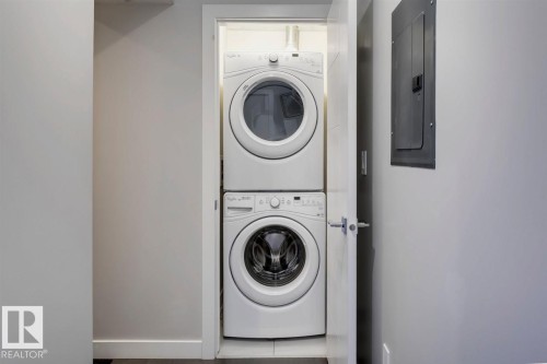 604 10238 103 Street, Edmonton, AB - Indoor Photo Showing Laundry Room