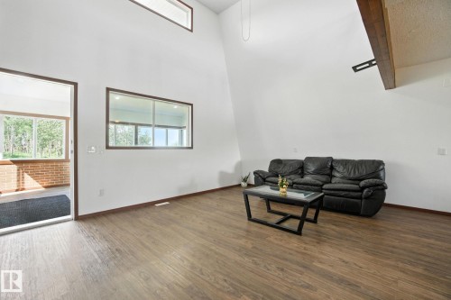 51019 Rge Road 273, Rural Parkland County, AB - Indoor