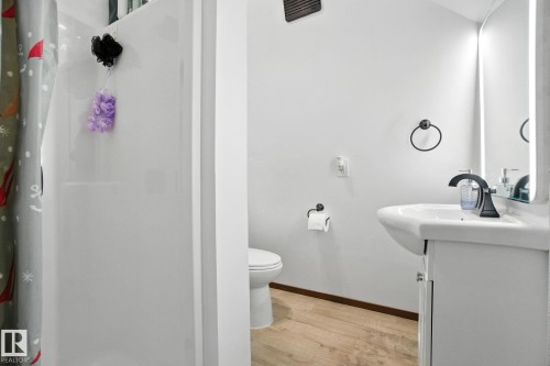 51019 Rge Road 273, Rural Parkland County, AB - Indoor Photo Showing Bathroom