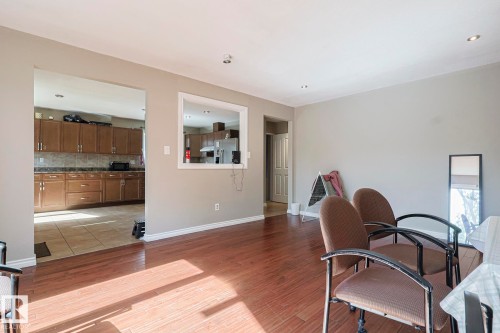 9308A & 9308B 109A Avenue, Edmonton, AB - Indoor