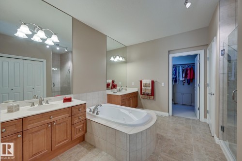 20 1225 Wanyandi Road, Edmonton, AB - Indoor Photo Showing Bathroom