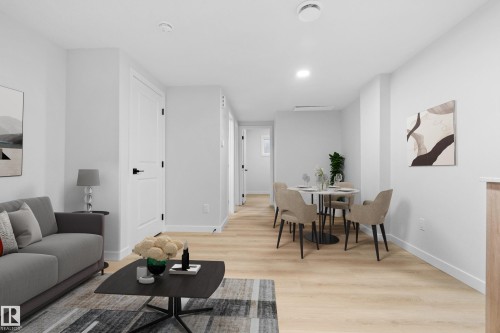 6373 King Wynd, Edmonton, AB - Indoor Photo Showing Other Room