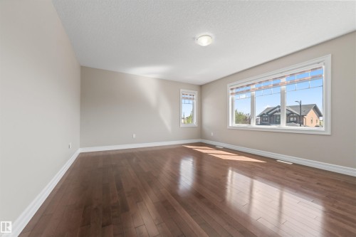 1721 Adamson Crescent, Edmonton, AB - Indoor Photo Showing Other Room