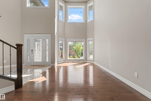 1721 Adamson Crescent, Edmonton, AB - Indoor Photo Showing Other Room