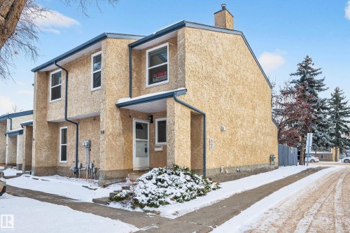 69 6220 172 Street  Edmonton, AB T5T 3R4