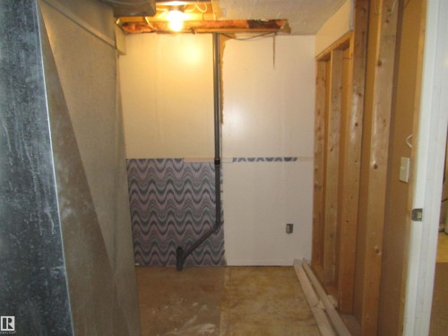 69 6220 172 Street, Edmonton, AB - Indoor