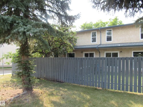 69 6220 172 Street, Edmonton, AB - Outdoor