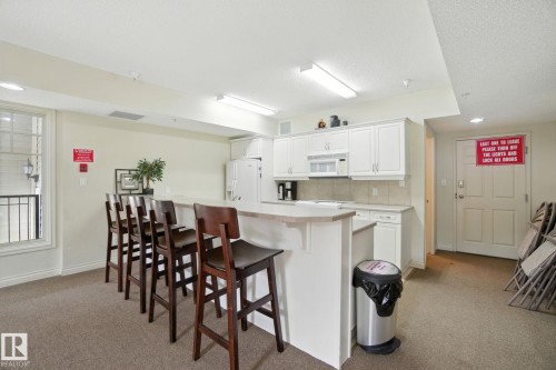 305 9819 96A Street, Edmonton, AB - Indoor