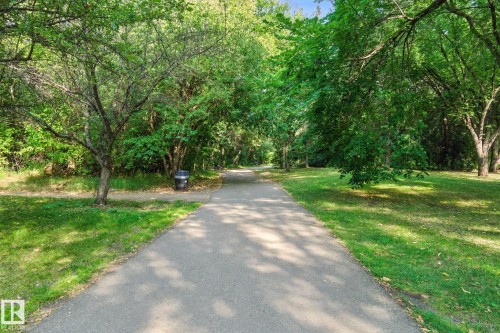 305 9819 96A Street, Edmonton, AB - Outdoor