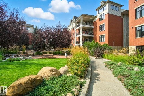 305 9819 96A Street, Edmonton, AB - Outdoor