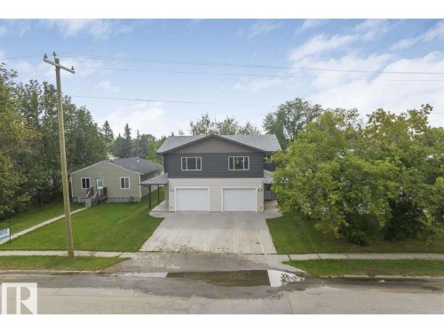 5265 52 Street, Mayerthorpe, AB - Outdoor