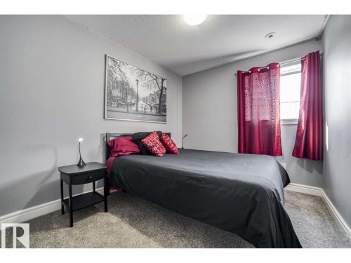 5265 52 Street, Mayerthorpe, AB - Indoor Photo Showing Bedroom