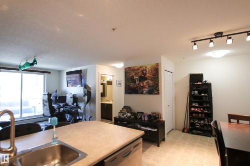 125 920 156 Street, Edmonton, AB - Indoor