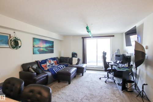 125 920 156 Street, Edmonton, AB - Indoor