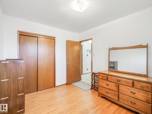 9010 Meadowlark Road, Edmonton, AB - Indoor Photo Showing Other Room