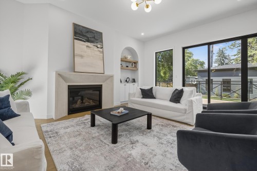 13804 85 Avenue, Edmonton, AB - Indoor Photo Showing Living Room With Fireplace