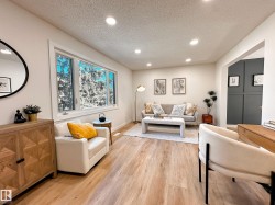 6J CALLINGWOOD Court  Edmonton, AB T5T 0H5