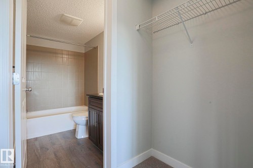 314 11808 22 Avenue Sw, Edmonton, AB - Indoor Photo Showing Bathroom