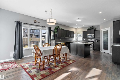 1325 Adamson Drive, Edmonton, AB - Indoor