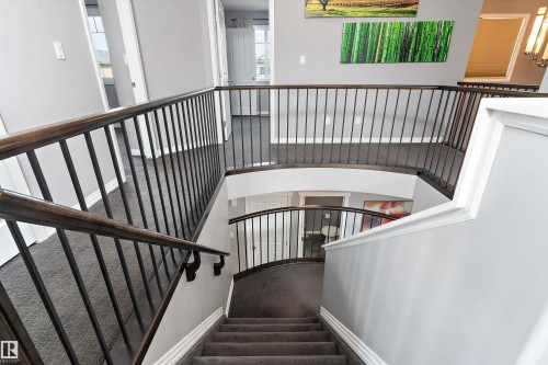 1325 Adamson Drive, Edmonton, AB - Indoor Photo Showing Other Room