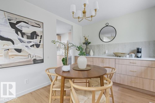 121 Abbottsfield Road, Edmonton, AB - Indoor Photo Showing Dining Room