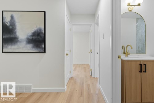 121 Abbottsfield Road, Edmonton, AB - Indoor Photo Showing Other Room