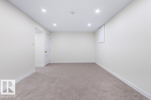121 Abbottsfield Road, Edmonton, AB - Indoor Photo Showing Other Room