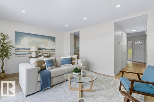 121 Abbottsfield Road, Edmonton, AB - Indoor Photo Showing Living Room