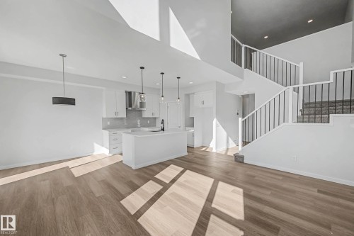 6923 51 Avenue, Beaumont, AB - Indoor