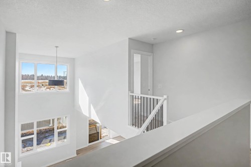 6923 51 Avenue, Beaumont, AB - Indoor Photo Showing Other Room