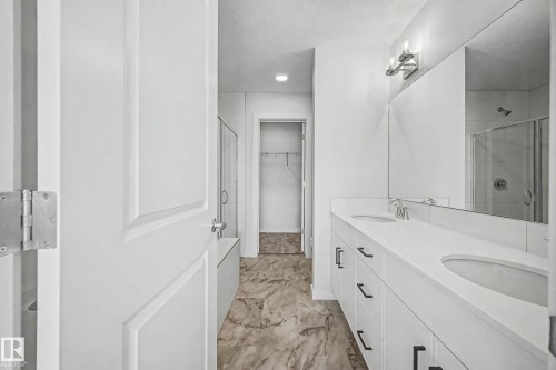 6923 51 Avenue, Beaumont, AB - Indoor Photo Showing Bathroom