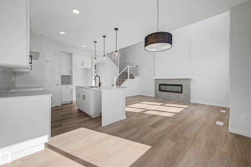 6923 51 Avenue, Beaumont, AB - Indoor Photo Showing Kitchen With Upgraded Kitchen