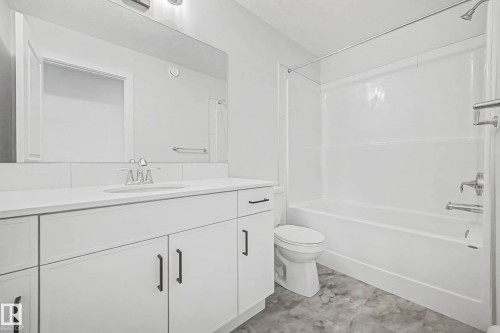 6923 51 Avenue, Beaumont, AB - Indoor Photo Showing Bathroom