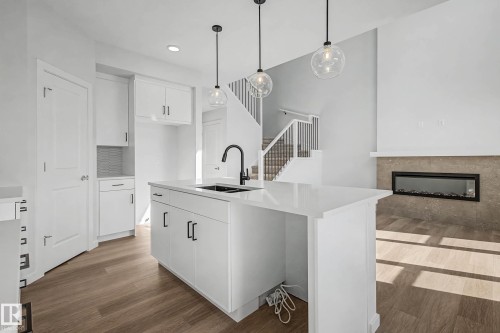 6923 51 Avenue, Beaumont, AB - Indoor Photo Showing Kitchen With Double Sink