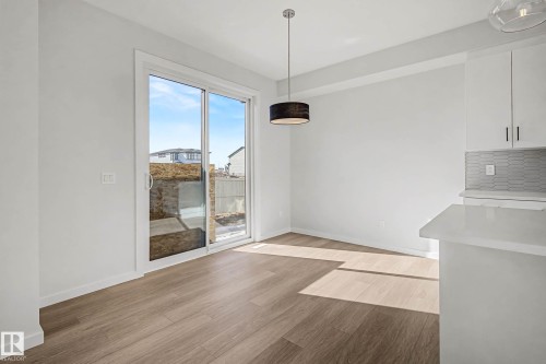 6923 51 Avenue, Beaumont, AB - Indoor