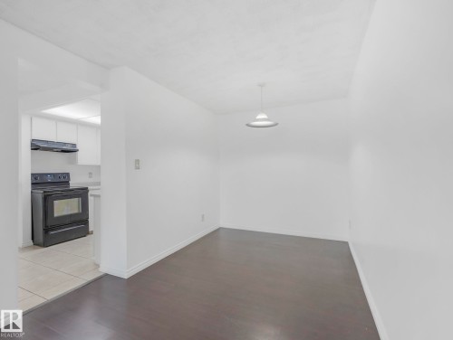 125 4404 122 Street, Edmonton, AB - Indoor Photo Showing Other Room