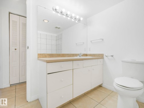 125 4404 122 Street, Edmonton, AB - Indoor Photo Showing Bathroom