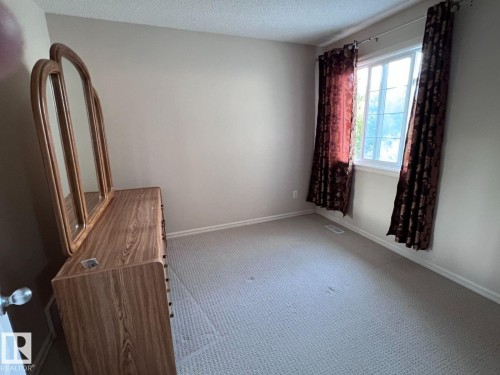 20707 56 Avenue, Edmonton, AB - Indoor Photo Showing Other Room