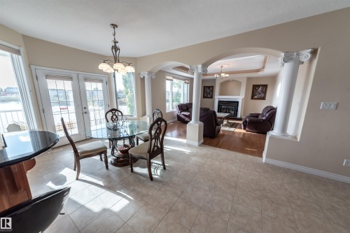 13527 158 Avenue, Edmonton, AB - Indoor Photo Showing Dining Room