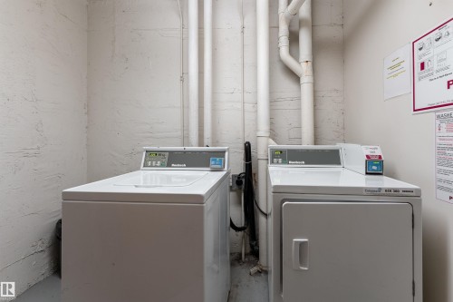 1812 9918 101 Street, Edmonton, AB - Indoor Photo Showing Laundry Room