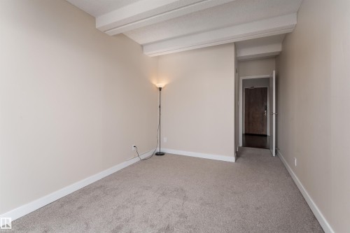1812 9918 101 Street, Edmonton, AB - Indoor Photo Showing Other Room