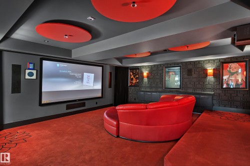 13758 Valleyview Drive, Edmonton, AB - Indoor Photo Showing Other Room