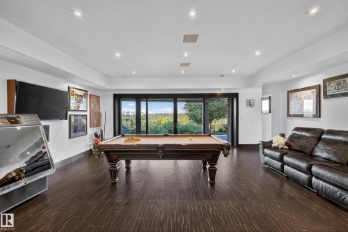 13758 Valleyview Drive, Edmonton, AB - Indoor Photo Showing Other Room