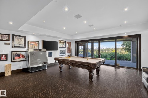 13758 Valleyview Drive, Edmonton, AB - Indoor Photo Showing Other Room