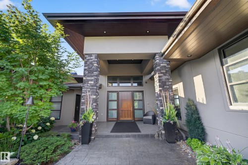 13758 Valleyview Drive, Edmonton, AB - Outdoor