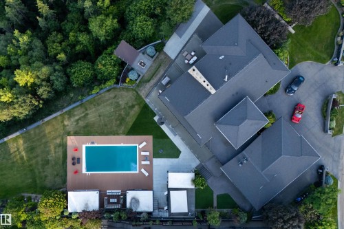 13758 Valleyview Drive, Edmonton, AB - Outdoor